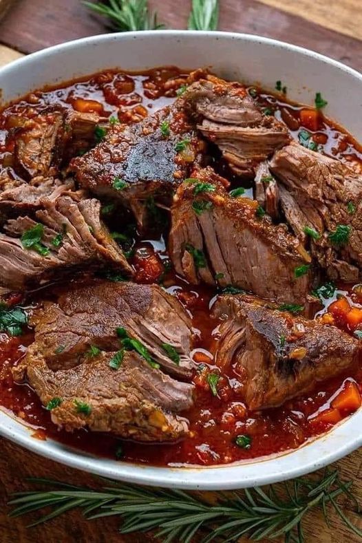 Achtung Suchtfaktor, Italienischer Schmorbraten mit Knoblauch schmeckt jedem