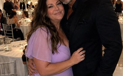 Mein Ex-Mann hat mich zu seiner Hochzeit eingeladen, also habe ich einen Schauspieler als meine Begleitung engagiert