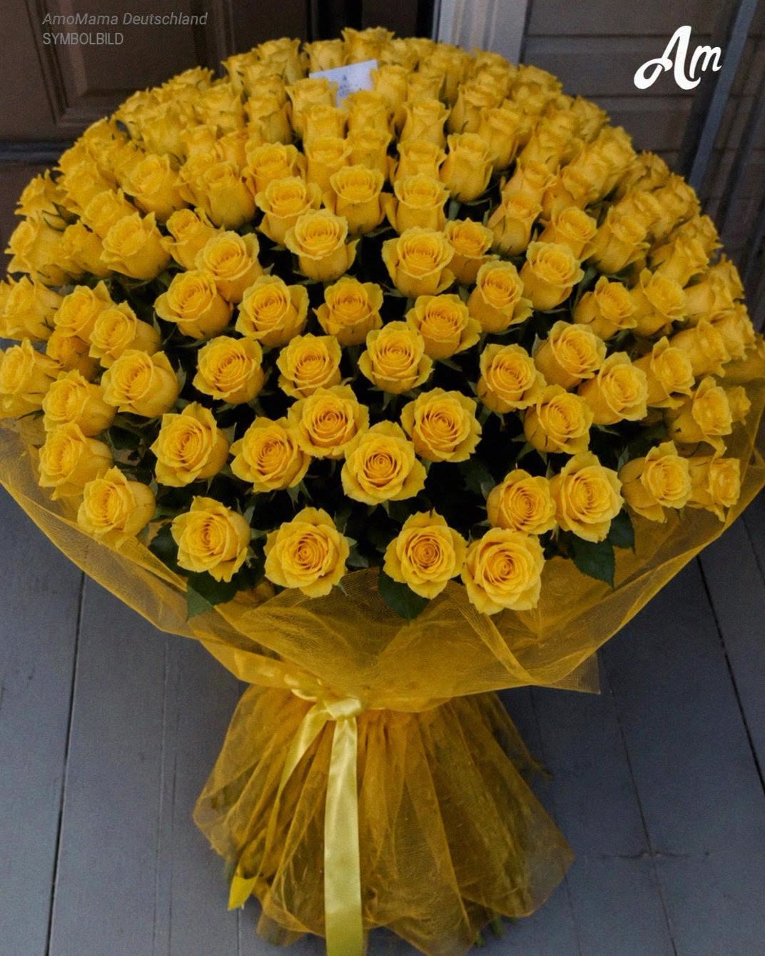 Ich habe 100 gelbe Rosen bekommen, während mein Mann auf Geschäftsreise war – wegen der Anzahl der Blumen habe ich die Polizei gerufen