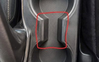 Welchen Zweck hat dieser seltsame Zwischenraum zwischen den Glashaltern?