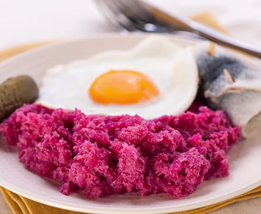 Labskaus – Das traditionelle norddeutsche Rezept mit Geschichte und Schritt-für-Schritt-Anleitung