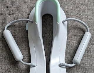 Ich habe das im Zimmer meiner Freundin gefunden und habe jetzt mehr Fragen als Antworten. Es ist mir unangenehm, sie direkt zu fragen… Weiß jemand, was das ist? Antwortet bitte im ersten Kommentar.