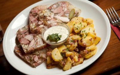 Hausgemachte Sülze – Das klassische deutsche Rezept mit Schritt-für-Schritt-Anleitung
